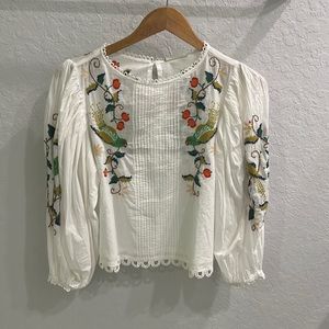 NWT- Farm Rio Pitanga Embroidery Blouse